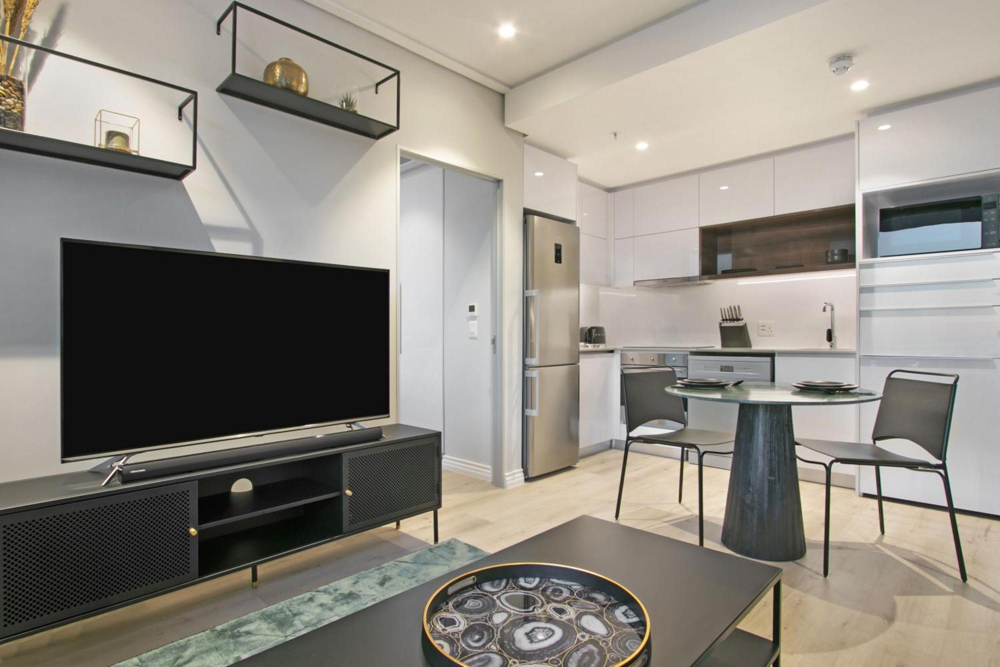 Apartment 16 On Bree - Unit 2810
