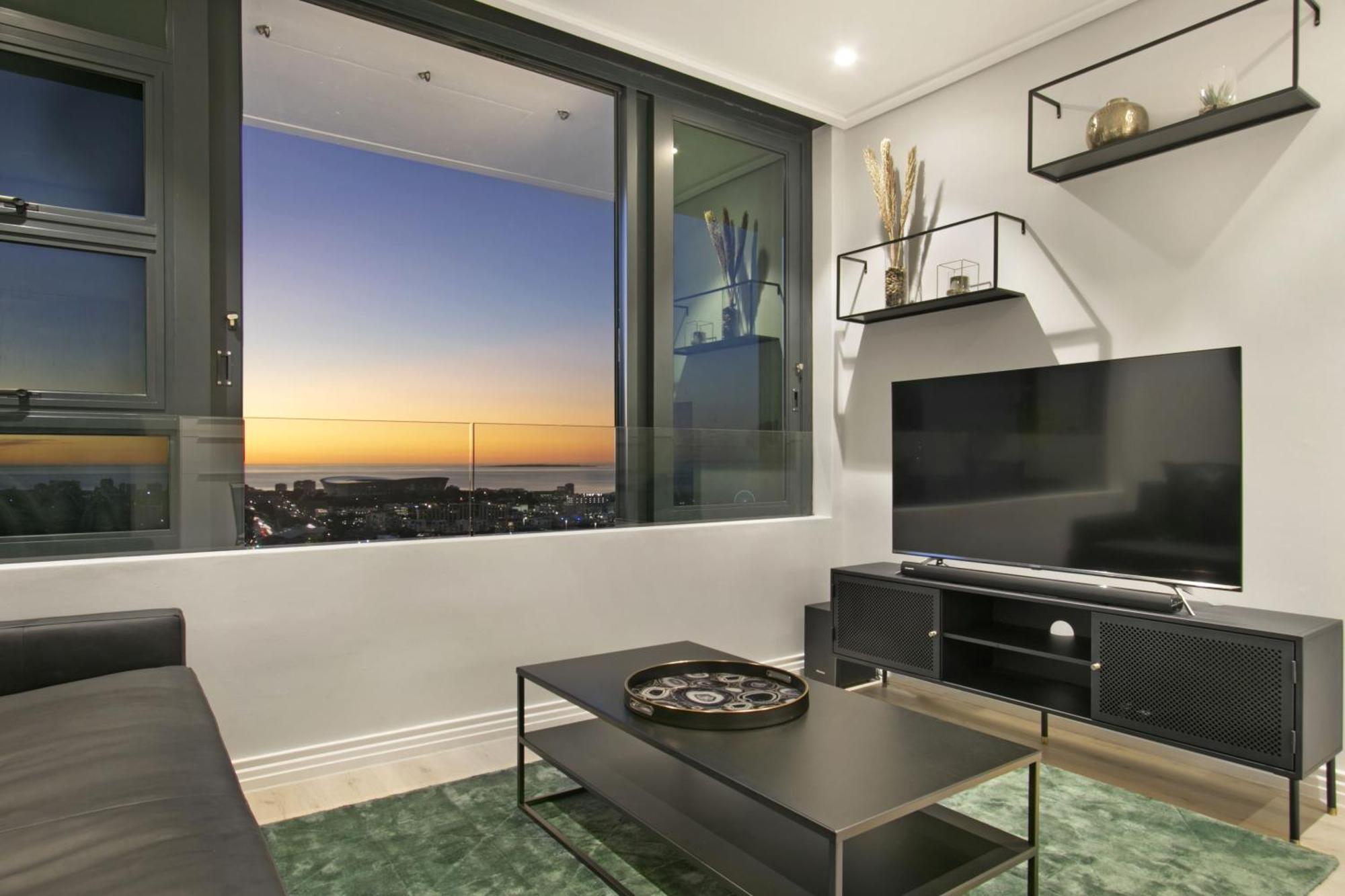 16 On Bree - Unit 2810 Apartment *