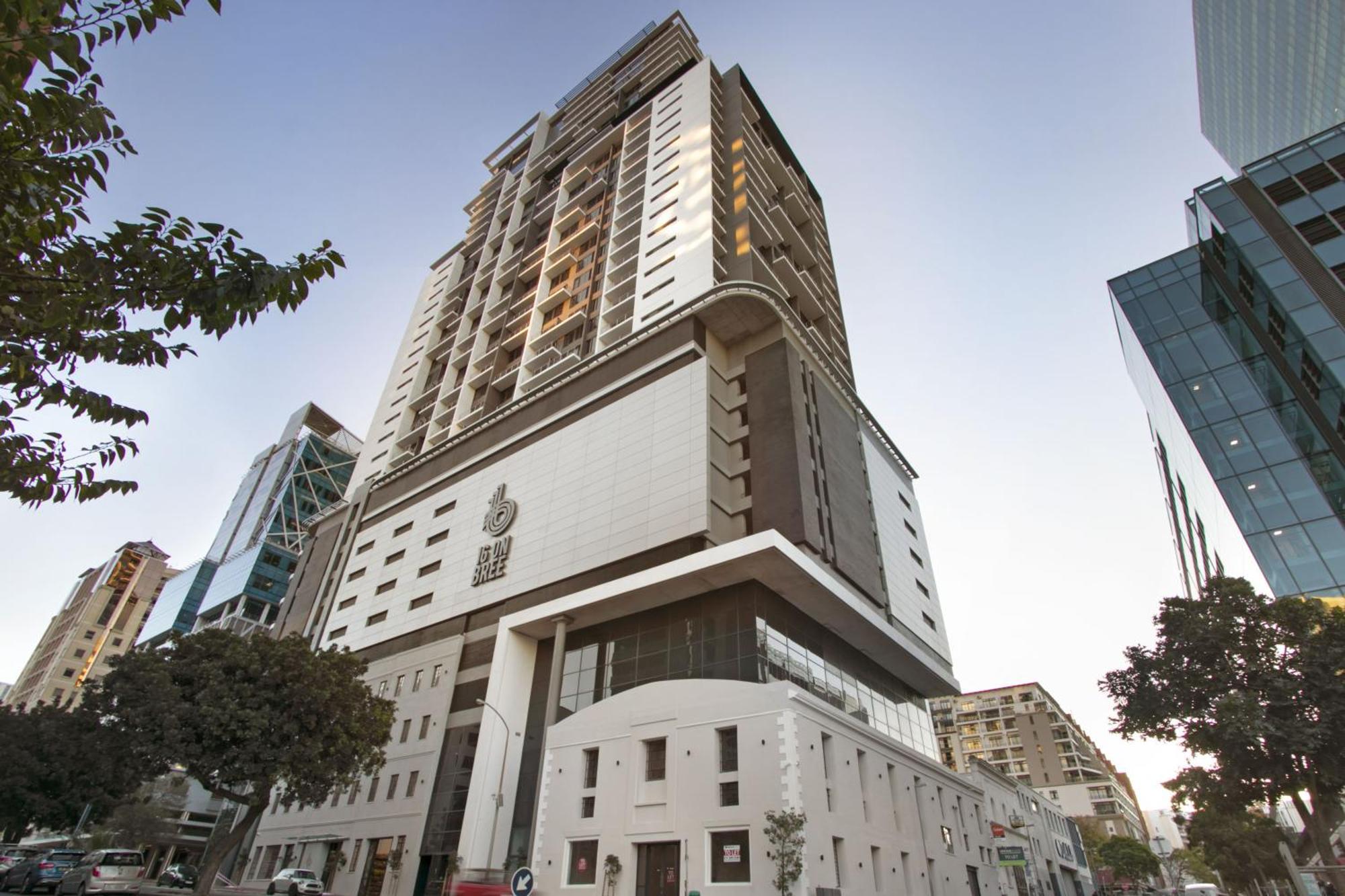 Apartment 16 On Bree - Unit 2810 *